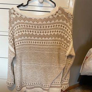 Pattern sweater